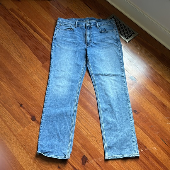 Levi’s 514 Men’s Jeans size 38x 32 Perfectly broken in denim. - Picture 8 of 8